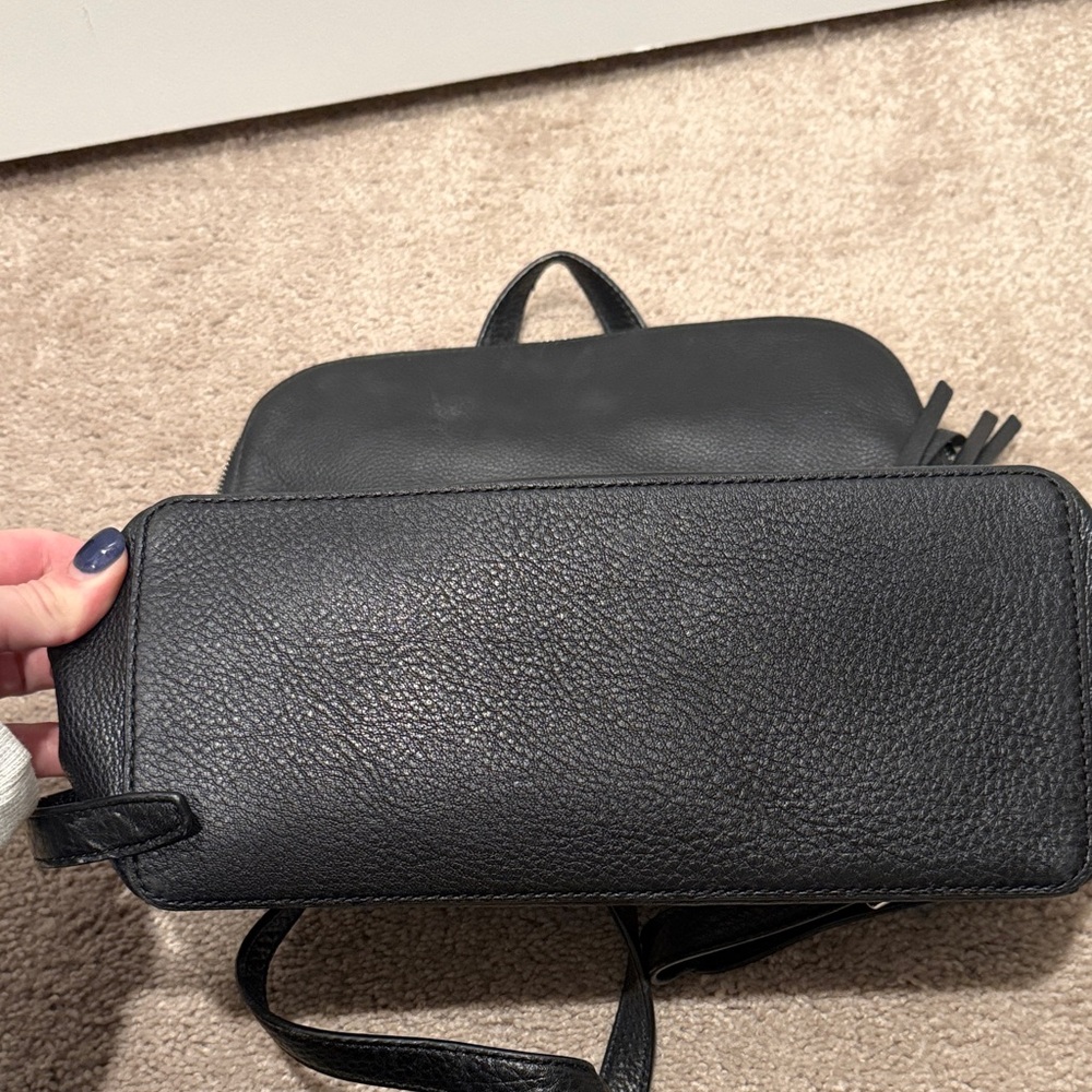 Michael Kors women’s Black Leather Backpack - Picture 4 of 5